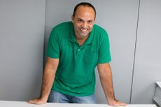 Leandro disse que as obras da individual resultam do desdobramento do seu processo de trabalho, aliado ao ato da reflexão 