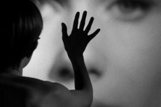 “Persona” (1966), de Ingman Bergman, lembra o experimentalismo das vanguardas dos anos 20