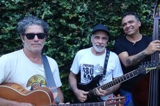 Alex Madureira, Paulinho Ditarso e Xisto Medeiros formam trio de sonoridade incomum