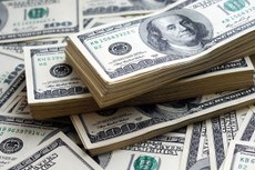 No mesmo mês do ano passado, essas despesas foram um pouco maiores: US$ 1,533 bilhão