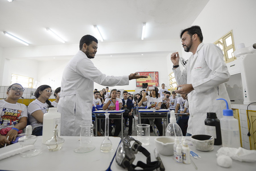 DiegoNóbrega - Professores.jpg