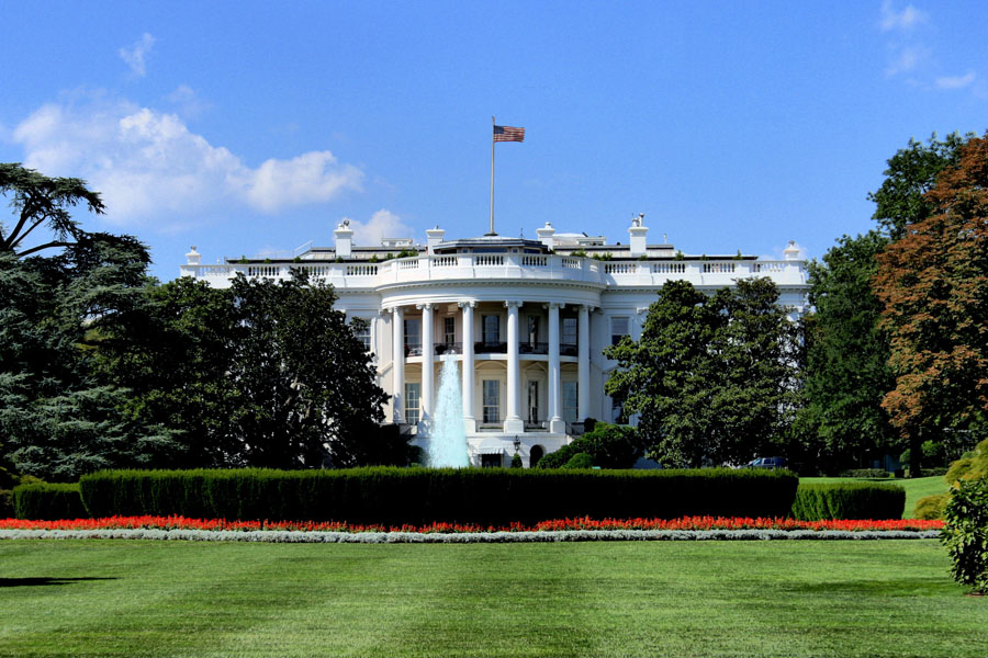 WhiteHouseSouthFacadeHDR.jpg
