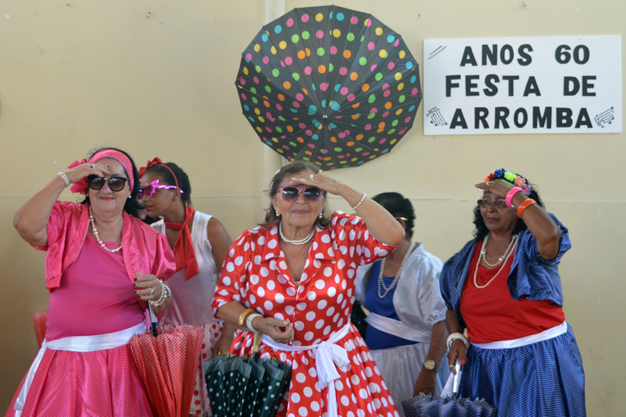24-10-18 Anos 60 Festa de Arromba no CSU de Mandacaru Foto-Alberto Machado  (19).JPG