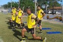 Rodrigo Silva (C) é a principal dúvida do técnico Itamar Schulle para o jogo de amanhã contra o ASA