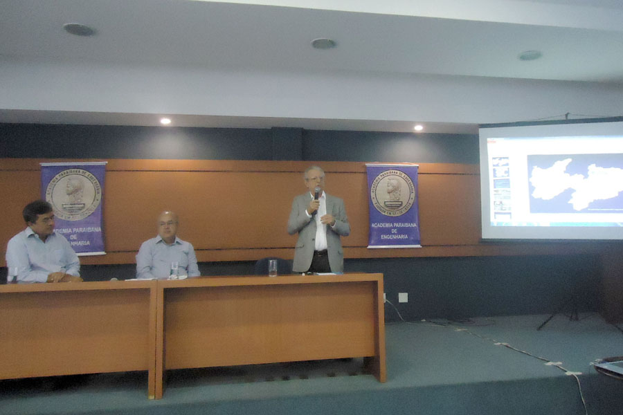 05._04_16 palestra (4).JPG