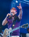 Eventos carnavalescos terão ritmos variados com atrações como Elba Ramalho e Alok, que estão no bloco Muriçocas do Miramar; Bell Marques, no Rumbora; e Margareth Menezes, que fará o show de abertura