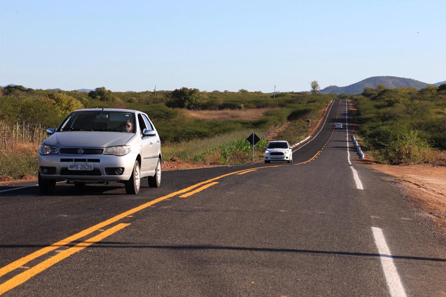 ricardo entrega estrada de bom jesus_foto francisco franca (6).JPG