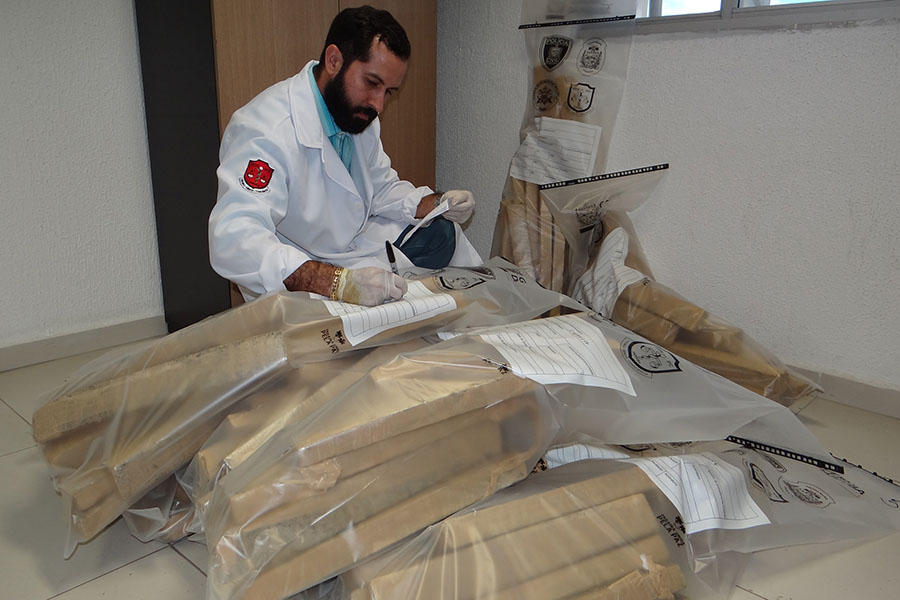 seds policia desarticula quadrilha e faz apreensao de drogas (5).jpg