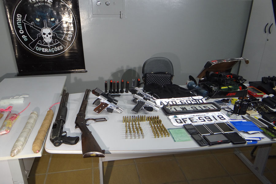 seds policia prende no litoral sul integrante de quadrilh em assalto de banco (2).JPG