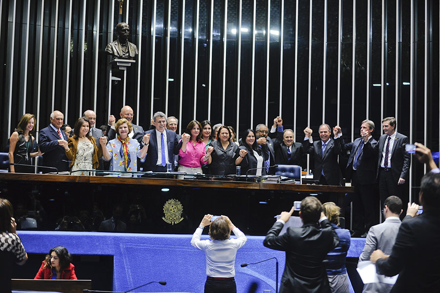 Senado_MoreiraMariz.jpg