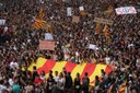 Catalães demonstraram força e união e foram às ruas para protestar contra ação violenta da polícia espanhola ao plebiscito 