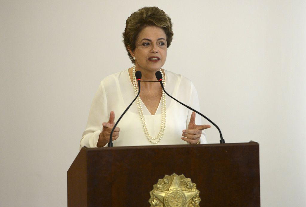 Dilma_foto_JoseCruz_AgenciaBrasil.jpg