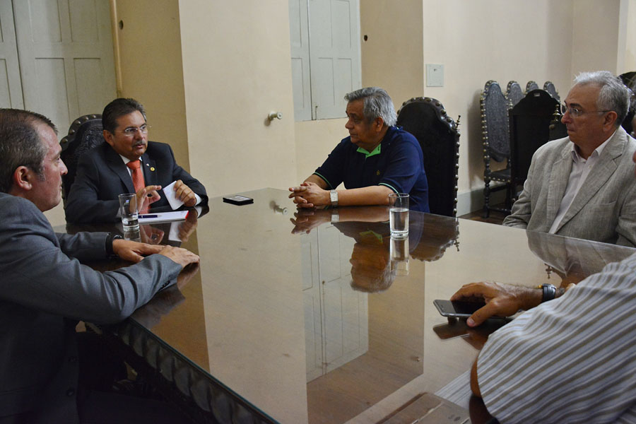 02.01.17 audiencias_governador adriano © roberto guedes (7).JPG