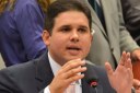 Deputado paraibano apresentou requerimento para convocação de ministro a comissão