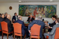 Temer se reuniu com lideranças políticas e ministros, no Planalto, para discutir a reforma da Previdência