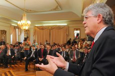 "O prédio [atual] se tornou pequeno diante da grandiosidade dos trabalhos realizados", disse o governador