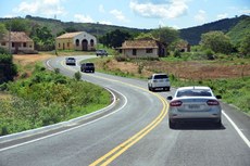 A rodovia PB-411 recebeu um investimento de mais de R$ 7,2 milhões e vai beneficiar cerca de 3 mil habitantes