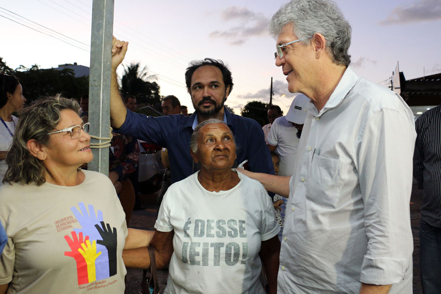 saneamento no jardim esther foto francisco frança secom pb (4).JPG