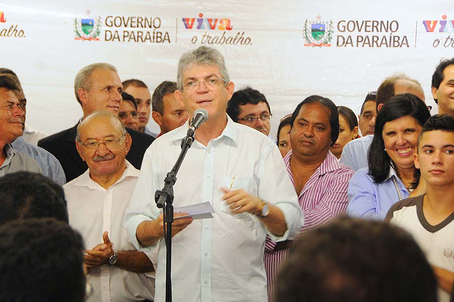 ricardo inaugura escola cidada em santa rita_foto jose marques (2).jpg