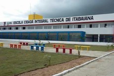 A unidade de ensino construída pelo Governo do Estado vai atender, inicialmente, a cerca de 400 estudantes