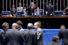 Proposta de Emenda à Constituição 10/2013 agora segue para análise na Câmara dos Deputados
