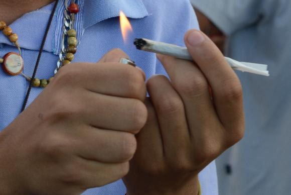 Uso de drogas na pauta do STF Uso de drogas na pauta do STF