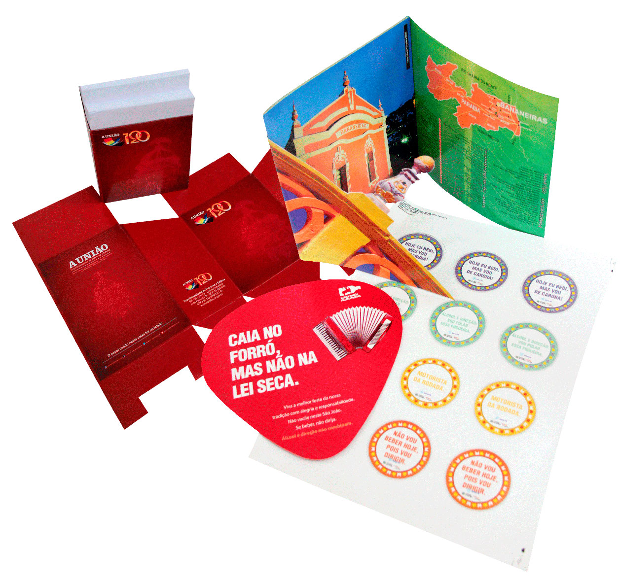 Diversos impressos com faca de corte