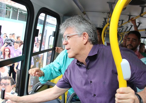 ricardo - consorcio metropolitano 05.jpg