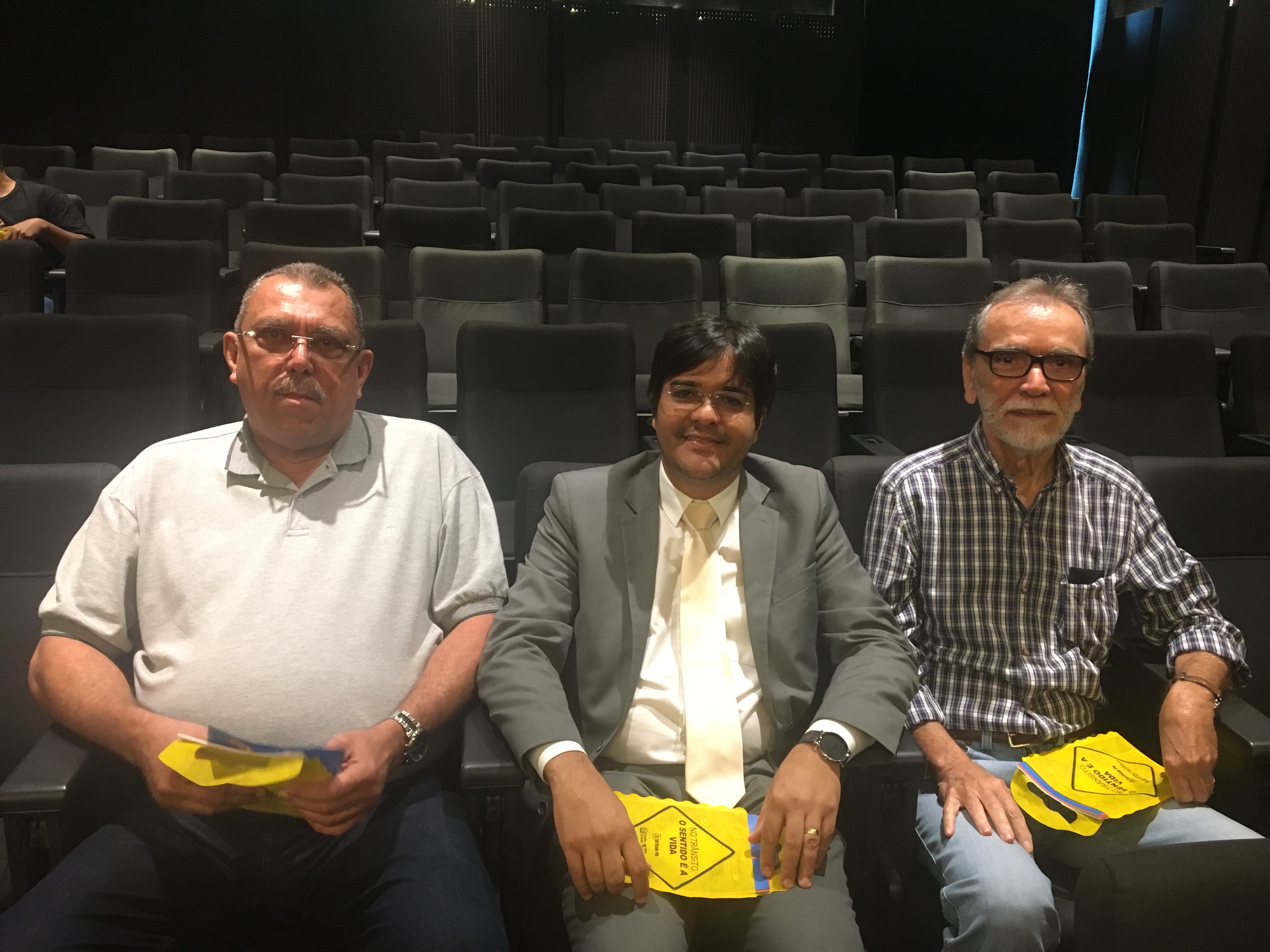 Gestor e Diretores do DER