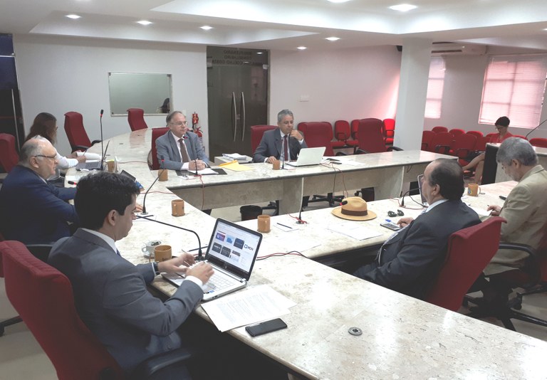 Foto sessão 2ª camara 03 10.jpg