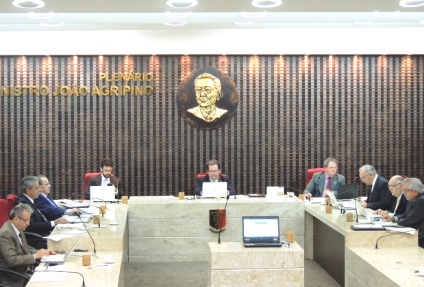 Sessão do Pleno1 18 07 18.JPG