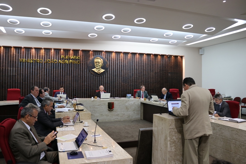 SESSÃO DO PLENO.JPG