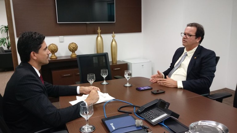 Reunião TCE-PRE em 02-02-2017 (6) (1).jpeg