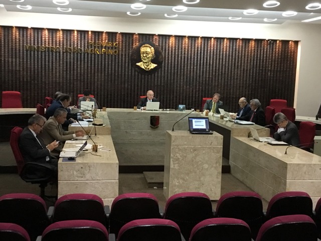 SESSÃO DO PLENO.jpg