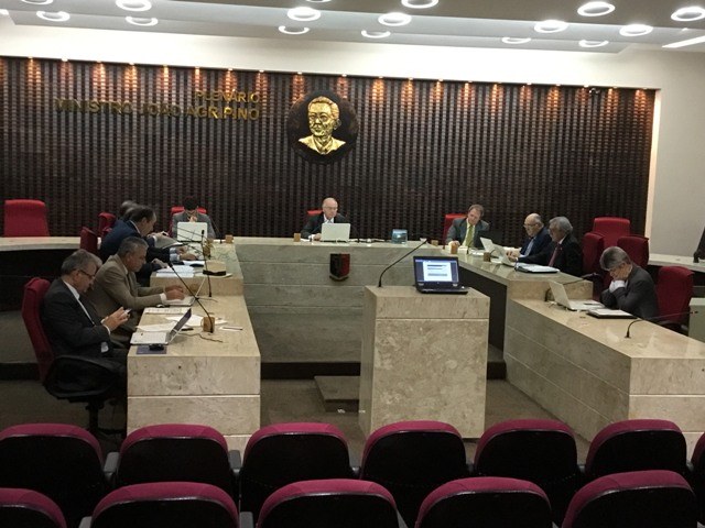 SESSÃO DO PLENO.jpg